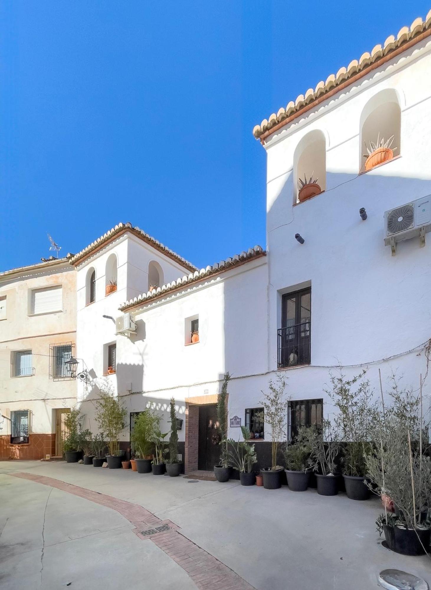 Casa Sol Y Aire - Vakantievilla In Dorp Met Prive Zwembad Pinos del Valle ภายนอก รูปภาพ